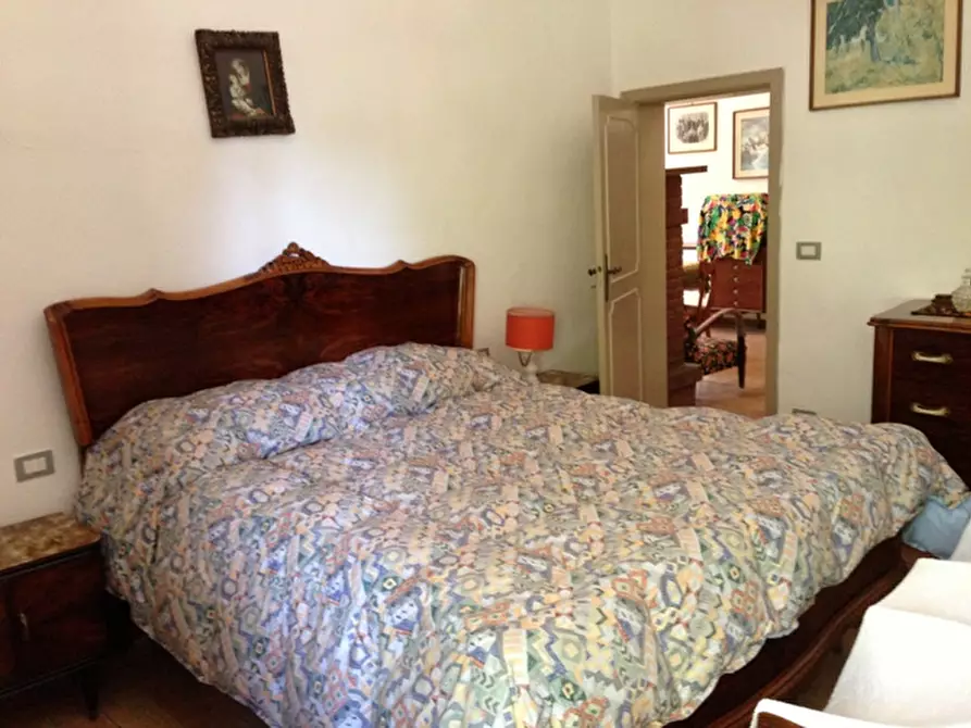 Immagine 41 di Rustico / casale in vendita  a Senigallia