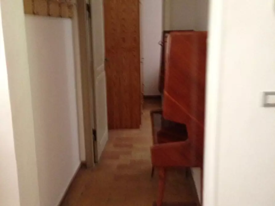 Immagine 42 di Rustico / casale in vendita  a Senigallia