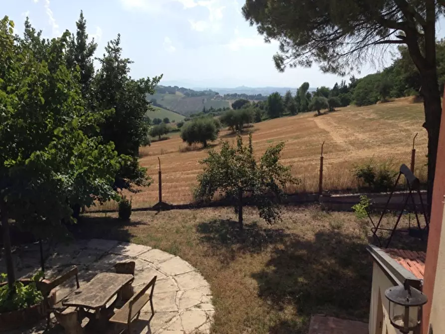Immagine 51 di Rustico / casale in vendita  a Senigallia