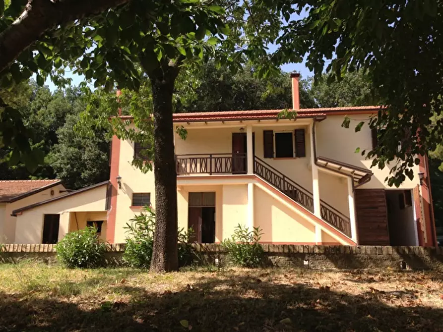 Immagine 60 di Rustico / casale in vendita  a Senigallia