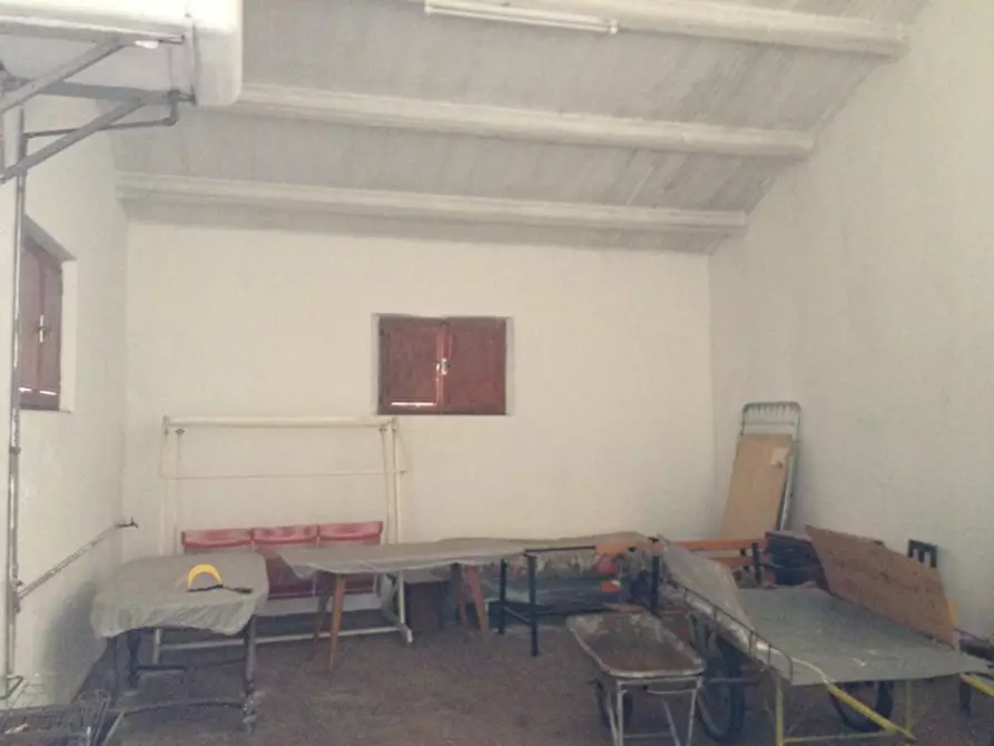 Immagine 79 di Rustico / casale in vendita  a Senigallia