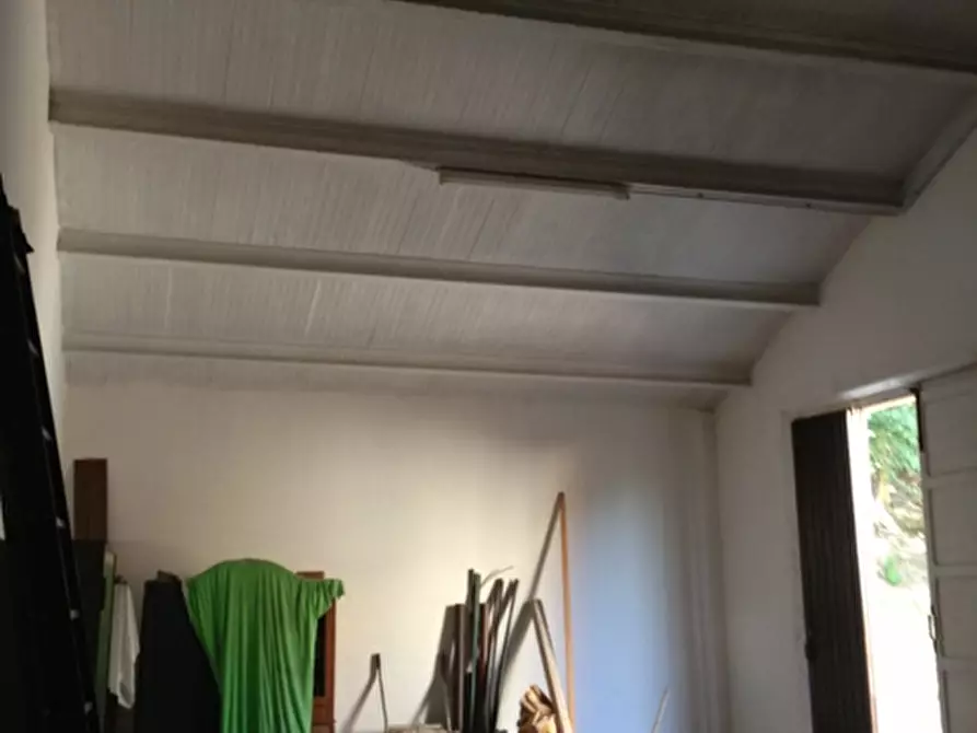 Immagine 83 di Rustico / casale in vendita  a Senigallia