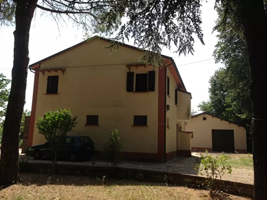 Immagine 88 di Rustico / casale in vendita  a Senigallia