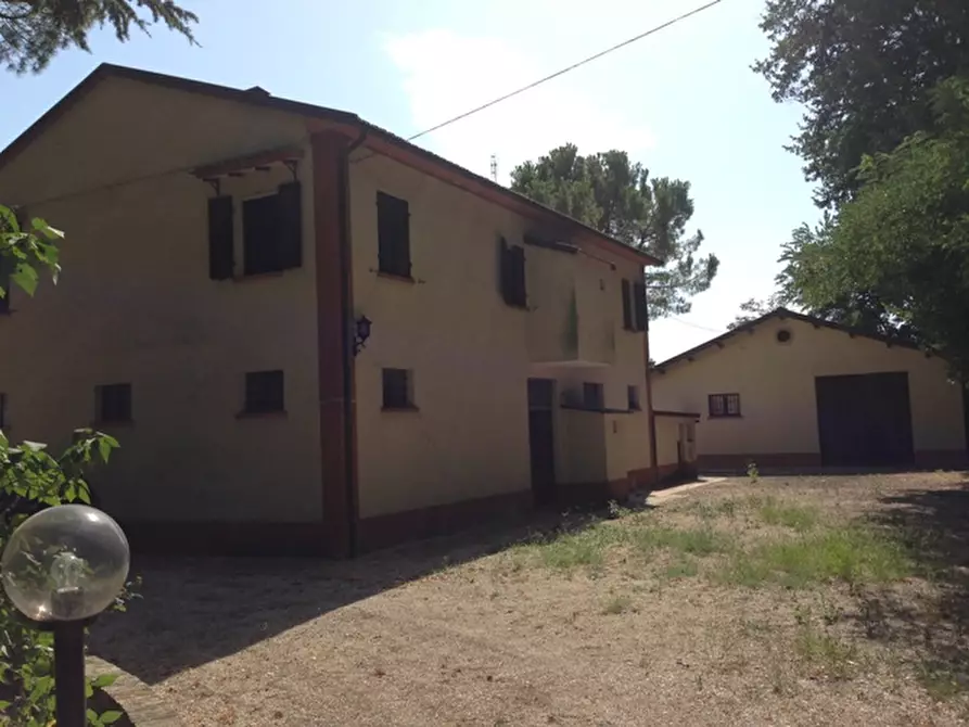 Immagine 91 di Rustico / casale in vendita  a Senigallia