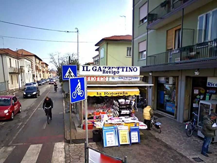 Immagine 1 di Attività commerciale in vendita  in Rovigo Centro a Rovigo