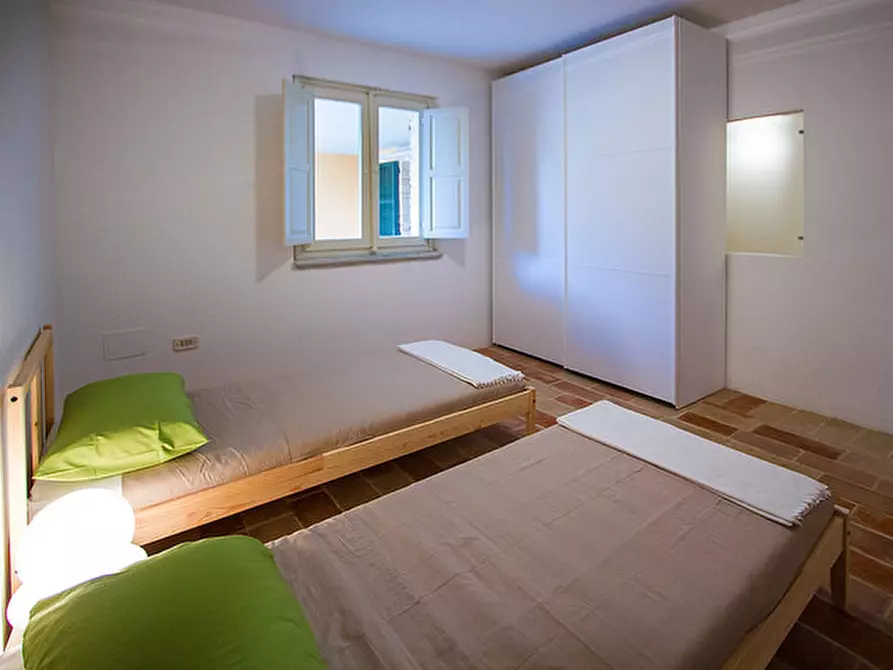 Immagine 42 di Villa in vendita  a San Costanzo