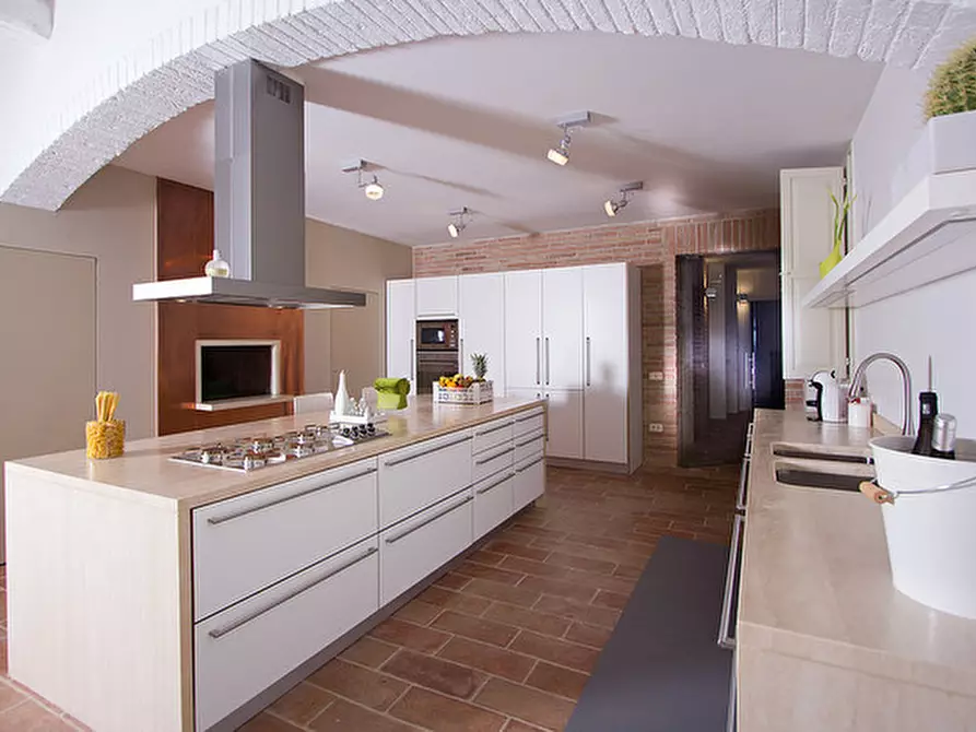 Immagine 43 di Villa in vendita  a San Costanzo