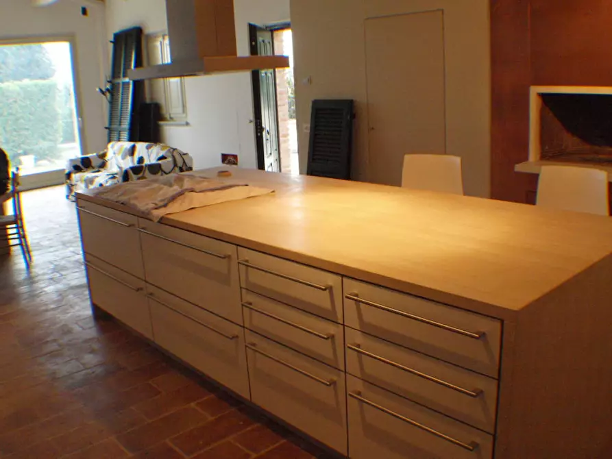 Immagine 57 di Villa in vendita  a San Costanzo