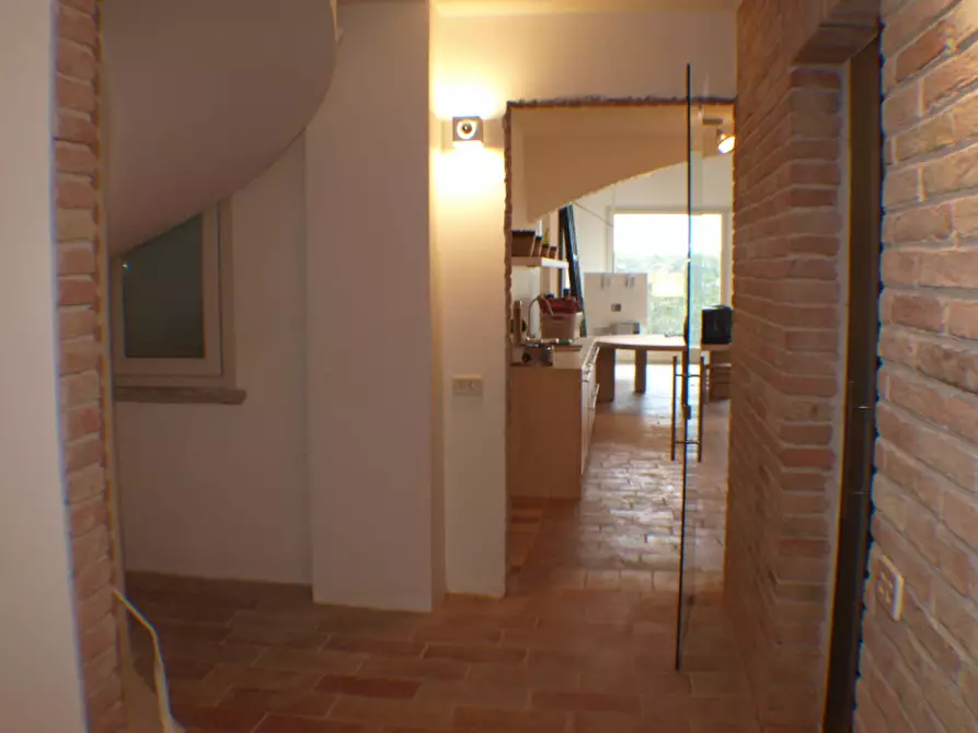 Immagine 61 di Villa in vendita  a San Costanzo