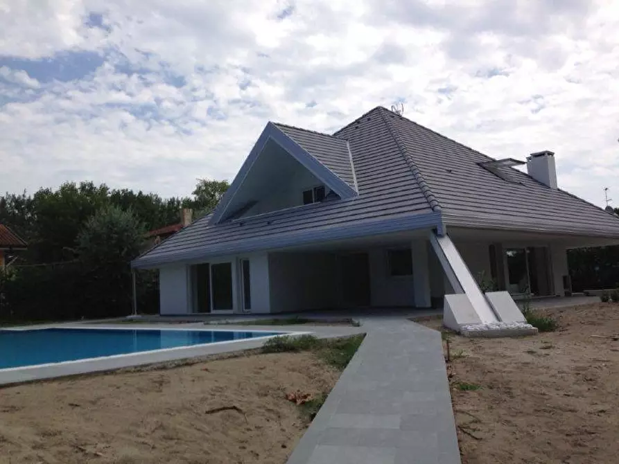 Immagine 14 di Villa in vendita  a Rosolina