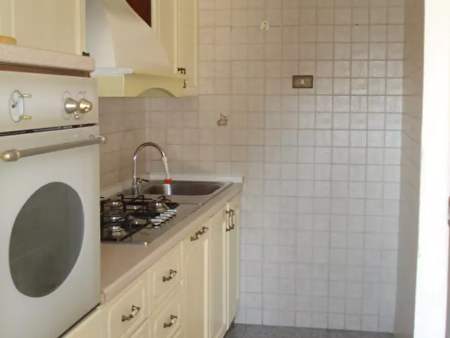 Immagine 1 di Appartamento in vendita  in VIA CHIETI a Montesilvano