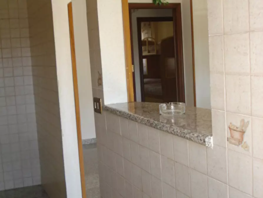 Immagine 5 di Appartamento in vendita  in VIA CHIETI a Montesilvano