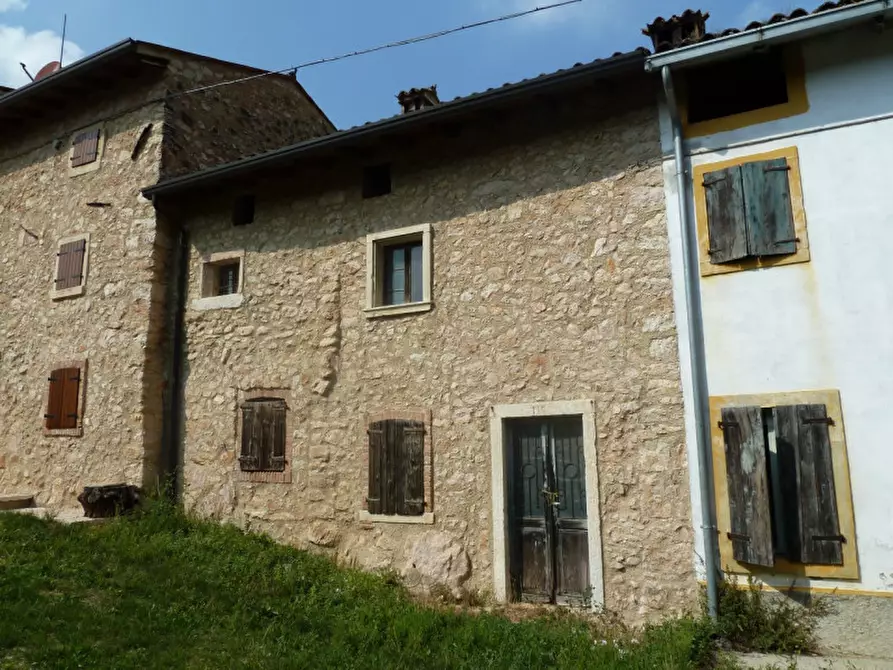 Immagine 1 di Rustico / casale in vendita  a Badia Calavena