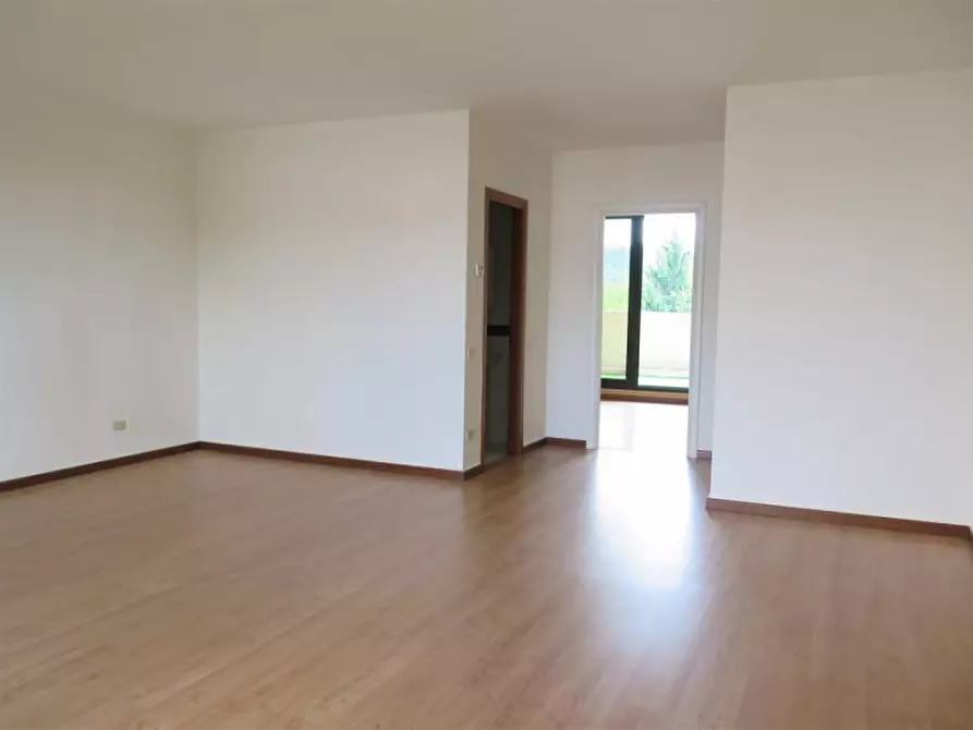 Immagine 3 di Ufficio in affitto  a Abano Terme
