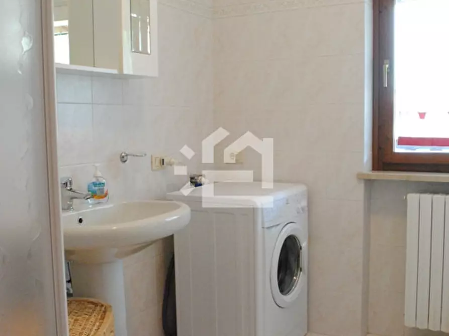 Immagine 13 di Appartamento in affitto  in viale risorgimento a Manerba Del Garda