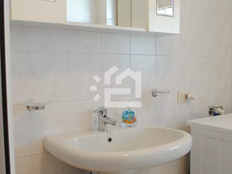 Immagine 14 di Appartamento in affitto  in viale risorgimento a Manerba Del Garda