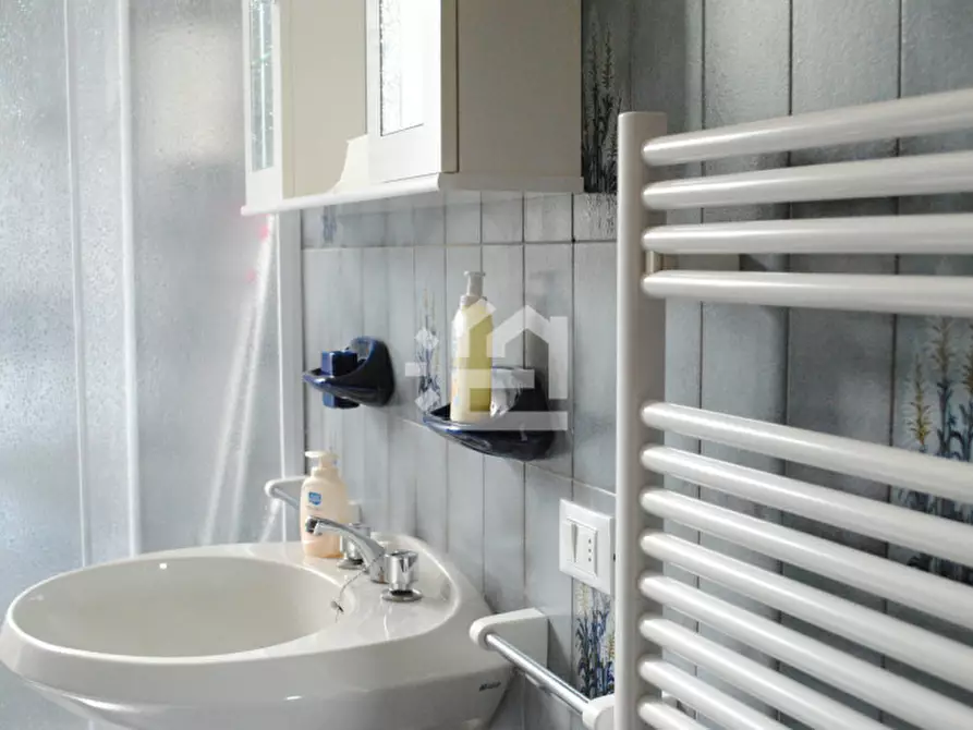 Immagine 23 di Casa bifamiliare in affitto  in Via Belvedere a Manerba Del Garda