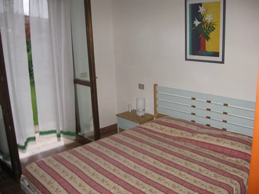 Immagine 2 di Casa indipendente in vendita  a Rosolina