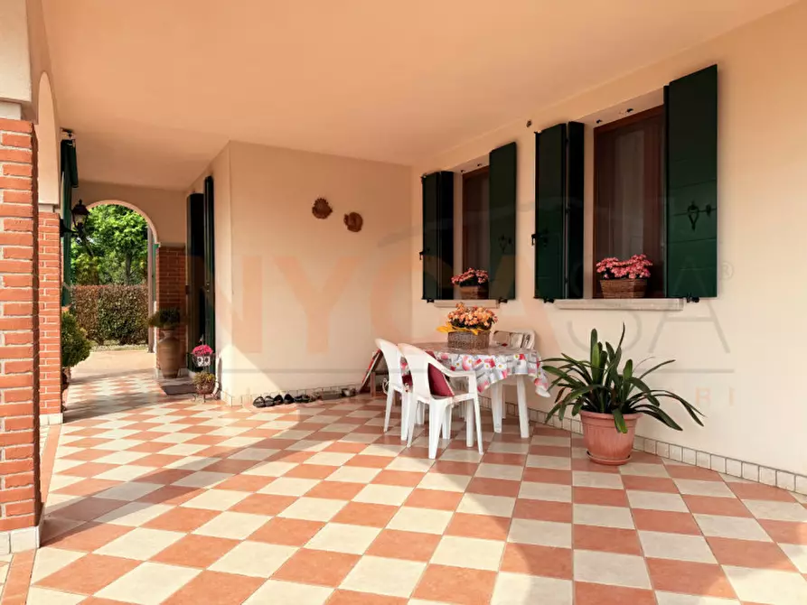 Immagine 2 di Casa indipendente in vendita  a Mestrino
