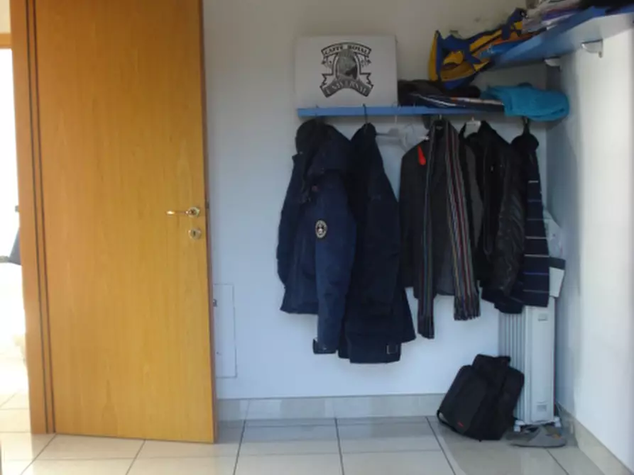 Immagine 6 di Appartamento in vendita  in ZONA CENTRO- C.SO UMBERTO a Montesilvano