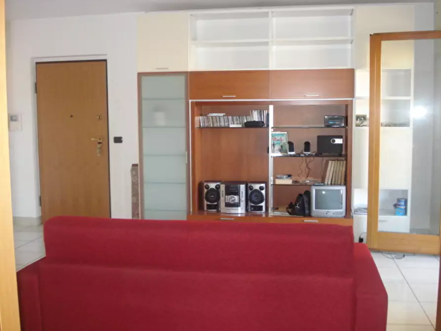 Immagine 17 di Appartamento in vendita  in ZONA CENTRO- C.SO UMBERTO a Montesilvano