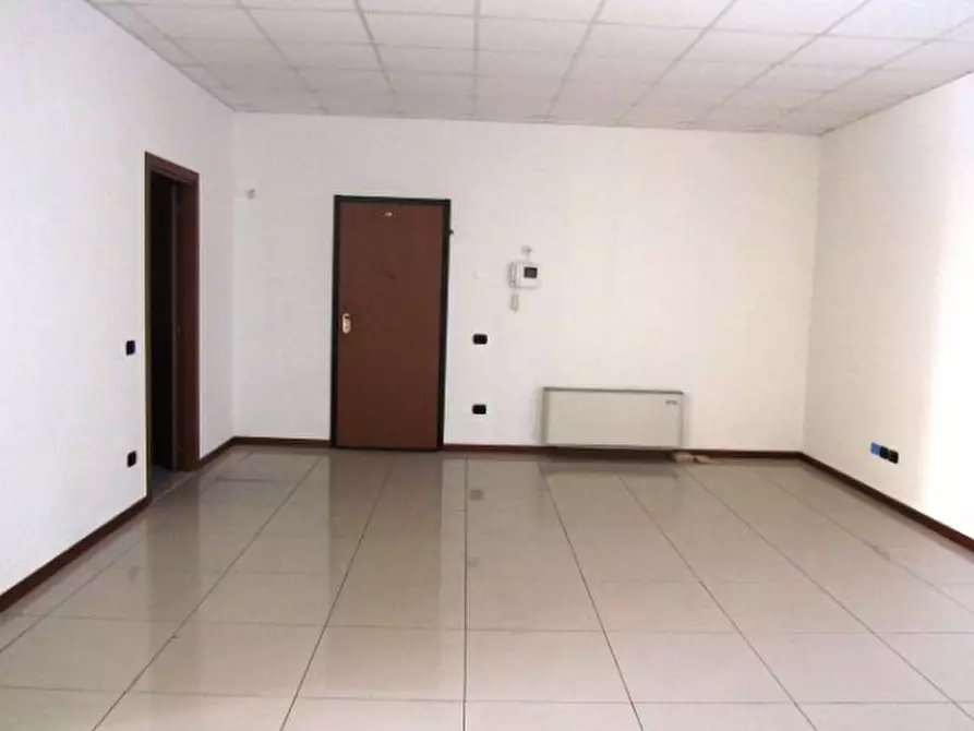 Immagine 9 di Ufficio in vendita  in via Giordano Bruno a Cesena