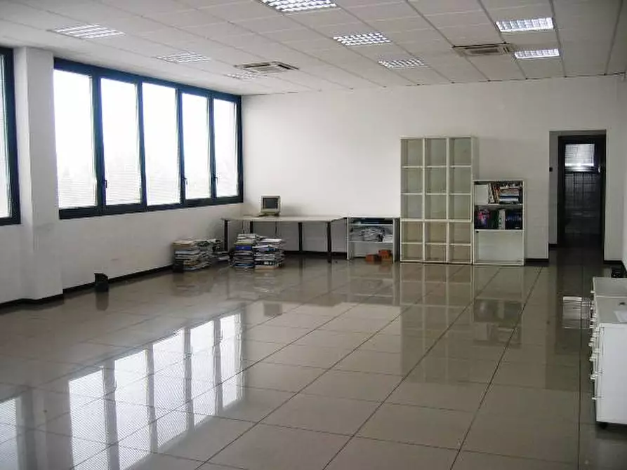 Immagine 7 di Ufficio in vendita  in via Quasimodo a Castel Maggiore