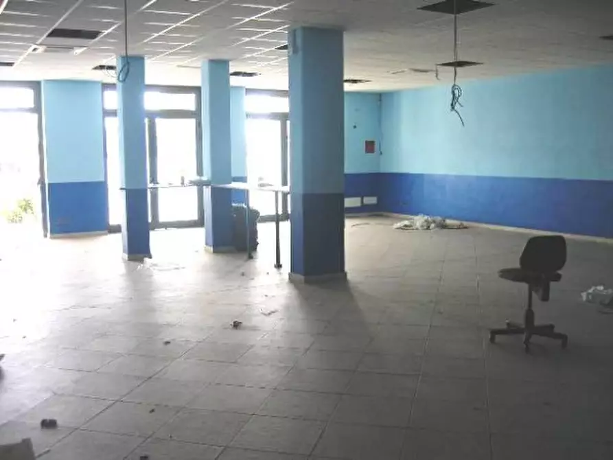Immagine 9 di Negozio in vendita  in via circonvallazione nord est a Sassuolo