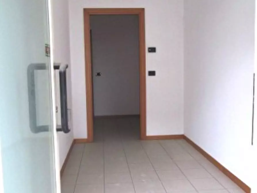 Immagine 5 di Ufficio in vendita  in VIA EMILIA a Rimini