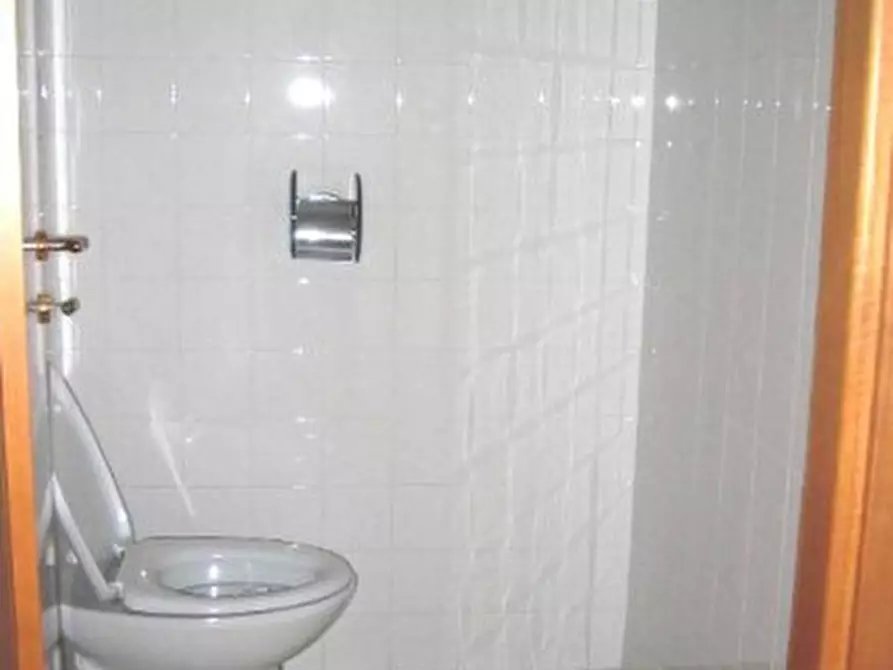 Immagine 7 di Ufficio in vendita  in via Emilia a Rimini