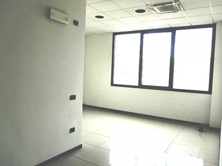 Immagine 21 di Ufficio in vendita  in via Quasimodo a Castel Maggiore