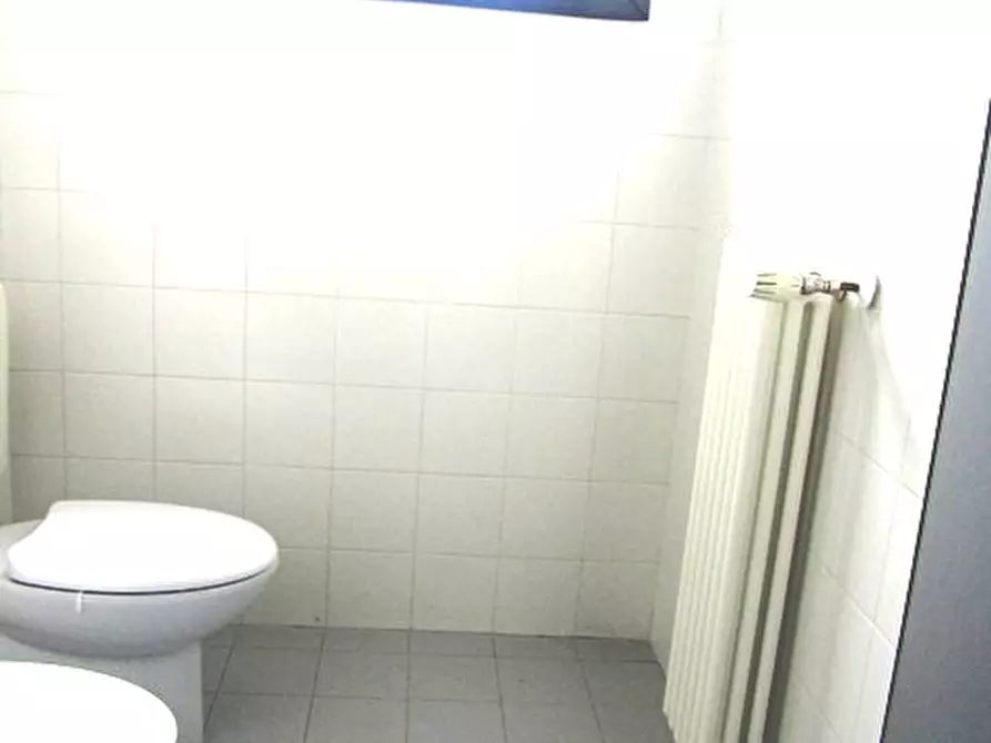 Immagine 24 di Ufficio in vendita  in via Quasimodo a Castel Maggiore