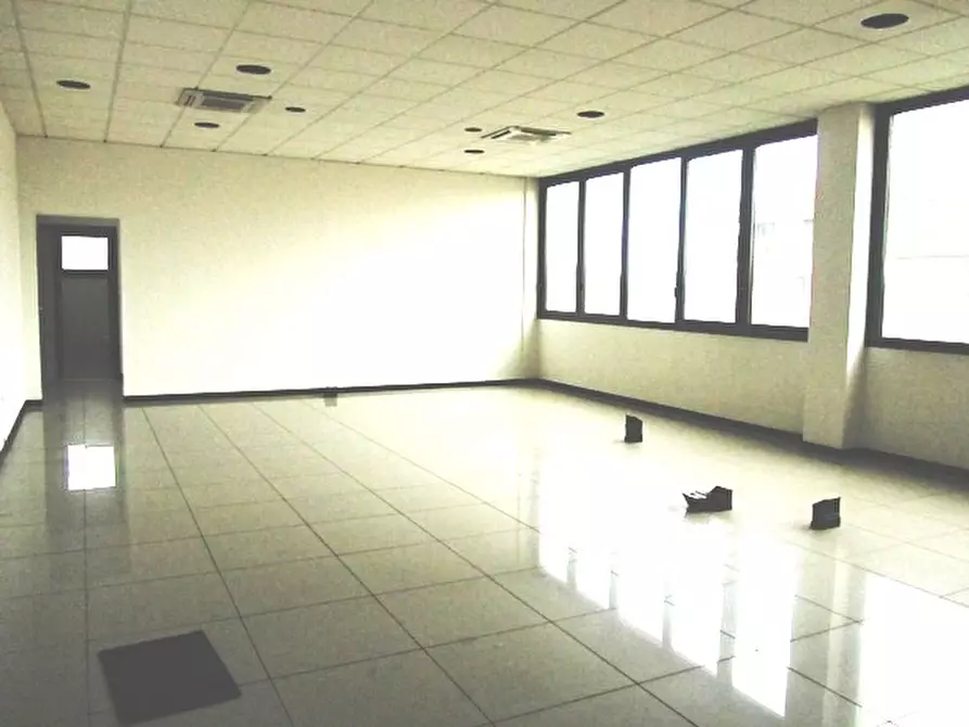 Immagine 25 di Ufficio in vendita  in via Quasimodo a Castel Maggiore