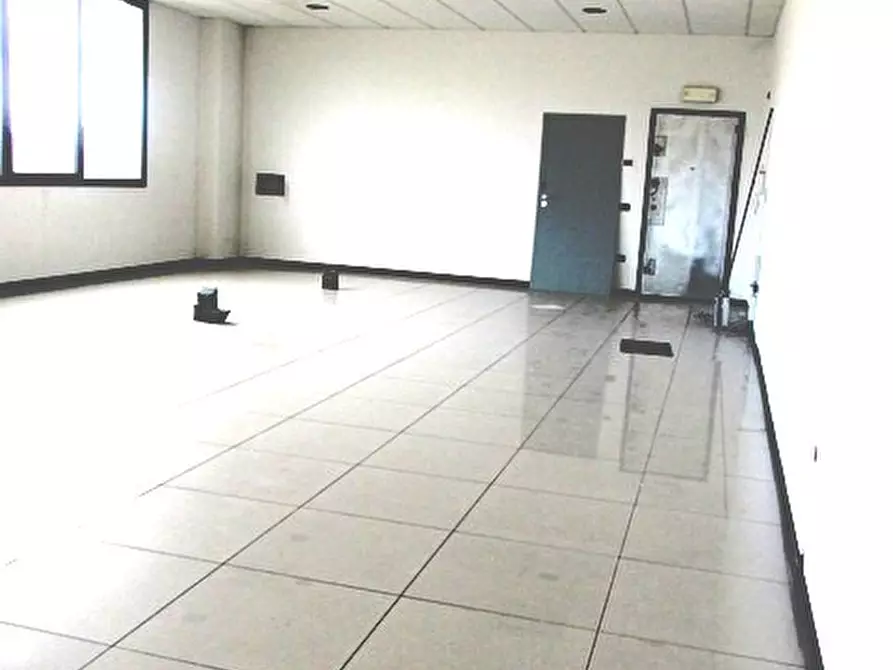 Immagine 28 di Ufficio in vendita  in via Quasimodo a Castel Maggiore