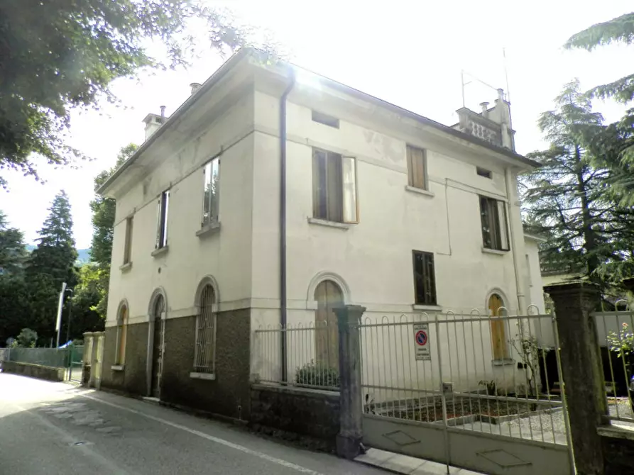 Immagine 1 di Villa in vendita  in Via Madonnetta, 1 a Valdagno