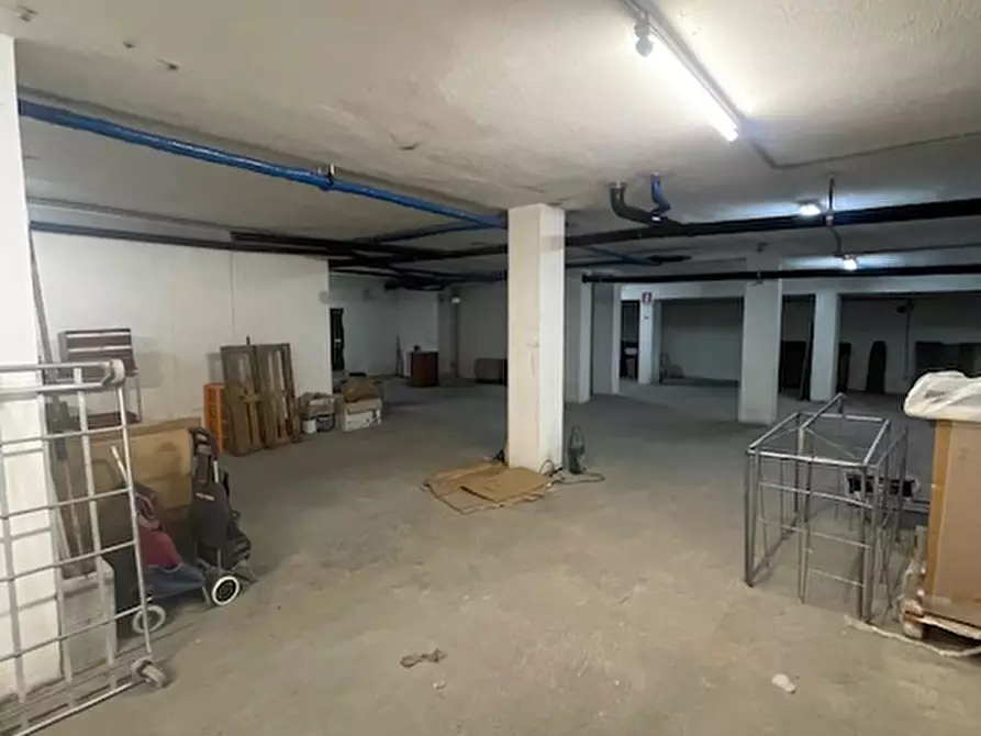 Immagine 2 di Magazzino in vendita  a Cadoneghe