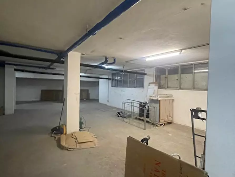 Immagine 6 di Magazzino in vendita  a Cadoneghe