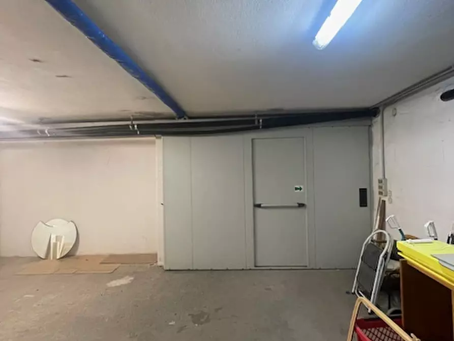 Immagine 7 di Magazzino in vendita  a Cadoneghe