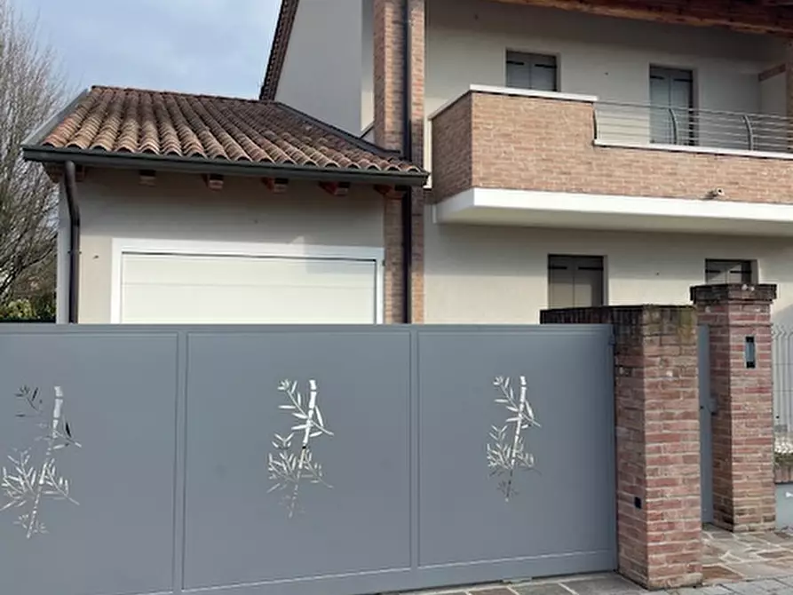 Immagine 4 di Casa bifamiliare in vendita  a Campodarsego
