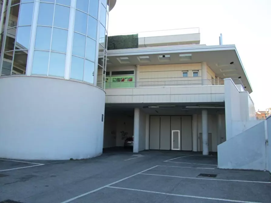 Immagine 25 di Negozio in vendita  in strada provinciale 35 a San Clemente