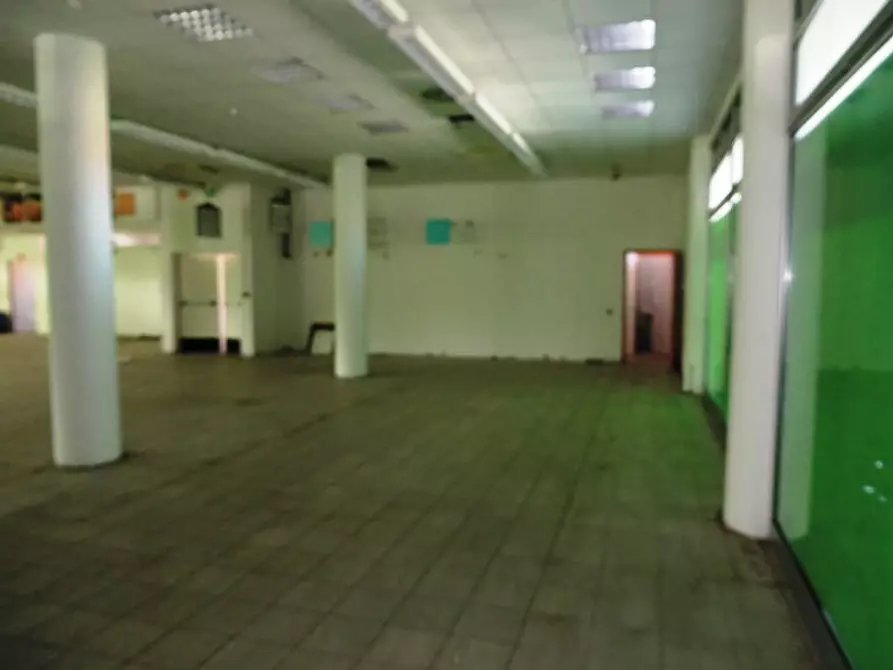 Immagine 29 di Negozio in vendita  in strada provinciale 35 a San Clemente