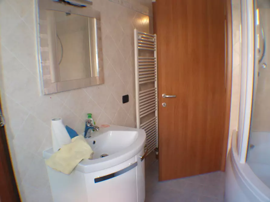 Immagine 9 di Appartamento in vendita  a Senigallia