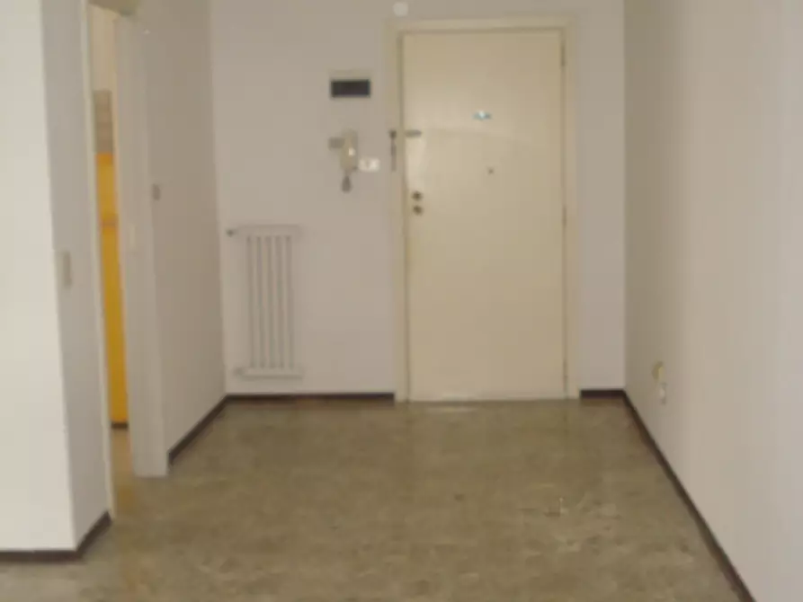 Immagine 6 di Appartamento in vendita  in CITTA' S.ANGELO MARINA a Città Sant'angelo