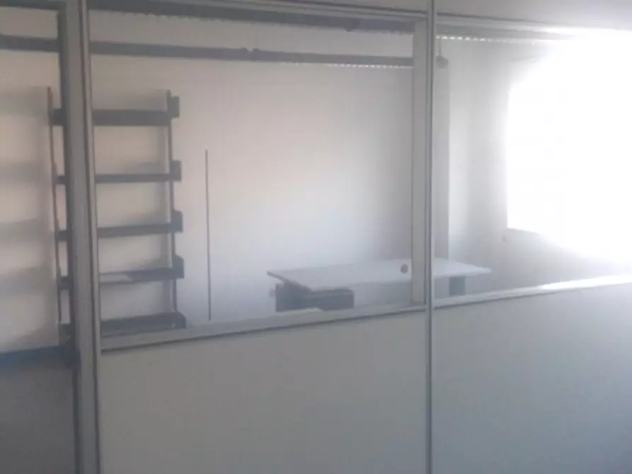 Immagine 24 di Ufficio in vendita  in VIA CROCE B. a Vimodrone