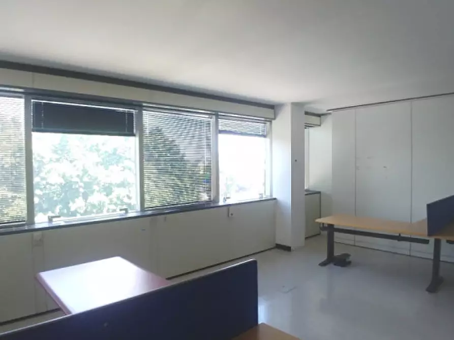 Immagine 4 di Ufficio in vendita  in VIA CROCE B. a Vimodrone