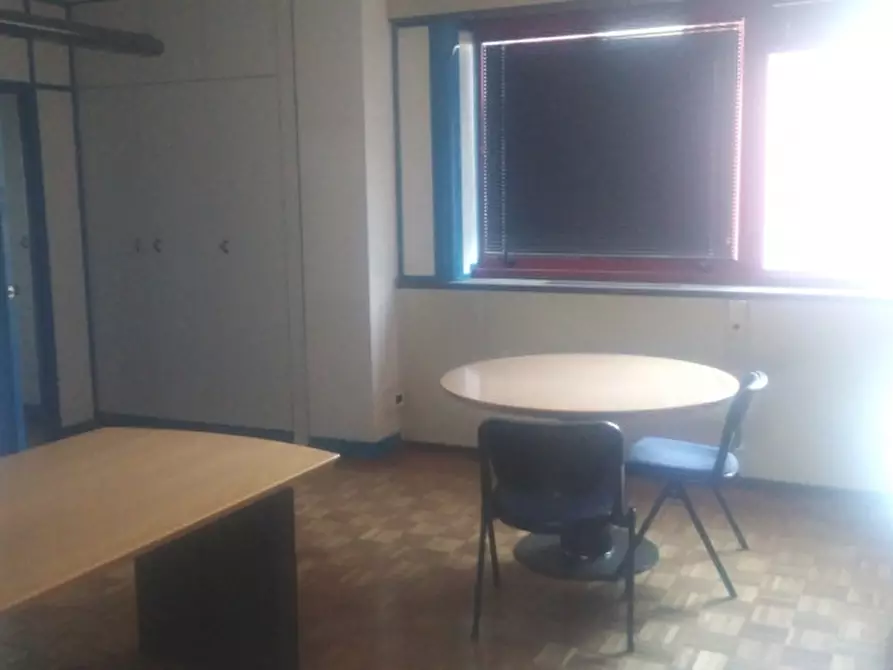 Immagine 22 di Ufficio in vendita  in VIA CROCE B. a Vimodrone