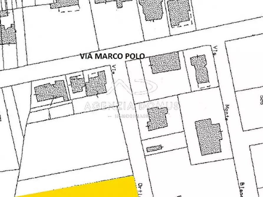 Immagine 7 di Terreno in vendita  in via ortles a Racale