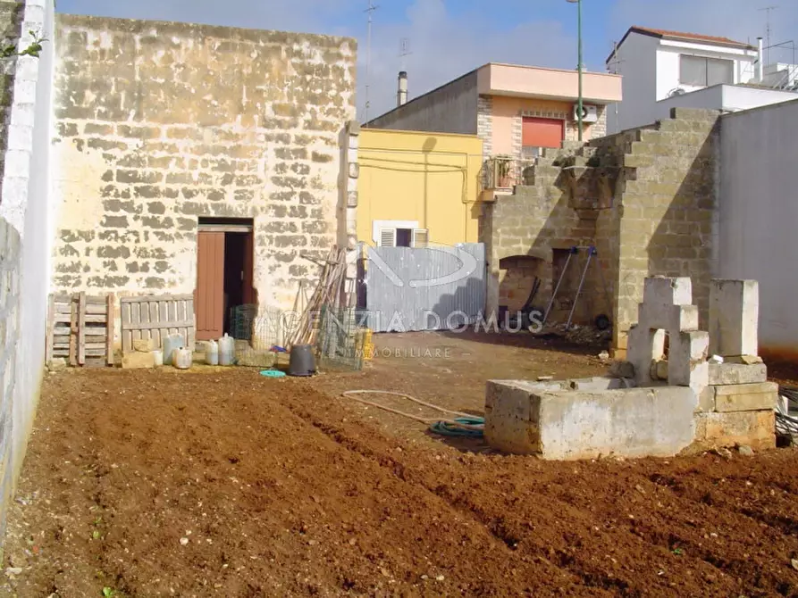 Immagine 3 di Terreno in vendita  in via umbria a Racale