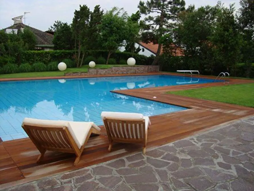 Immagine 3 di Villa in vendita  a Rosolina