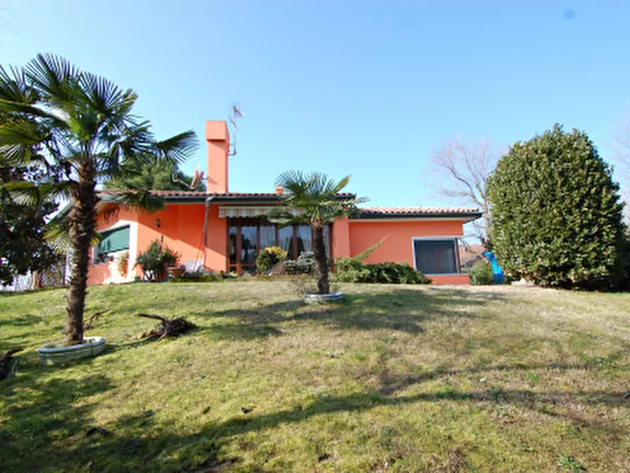 Immagine 4 di Villa in vendita  a Rosolina